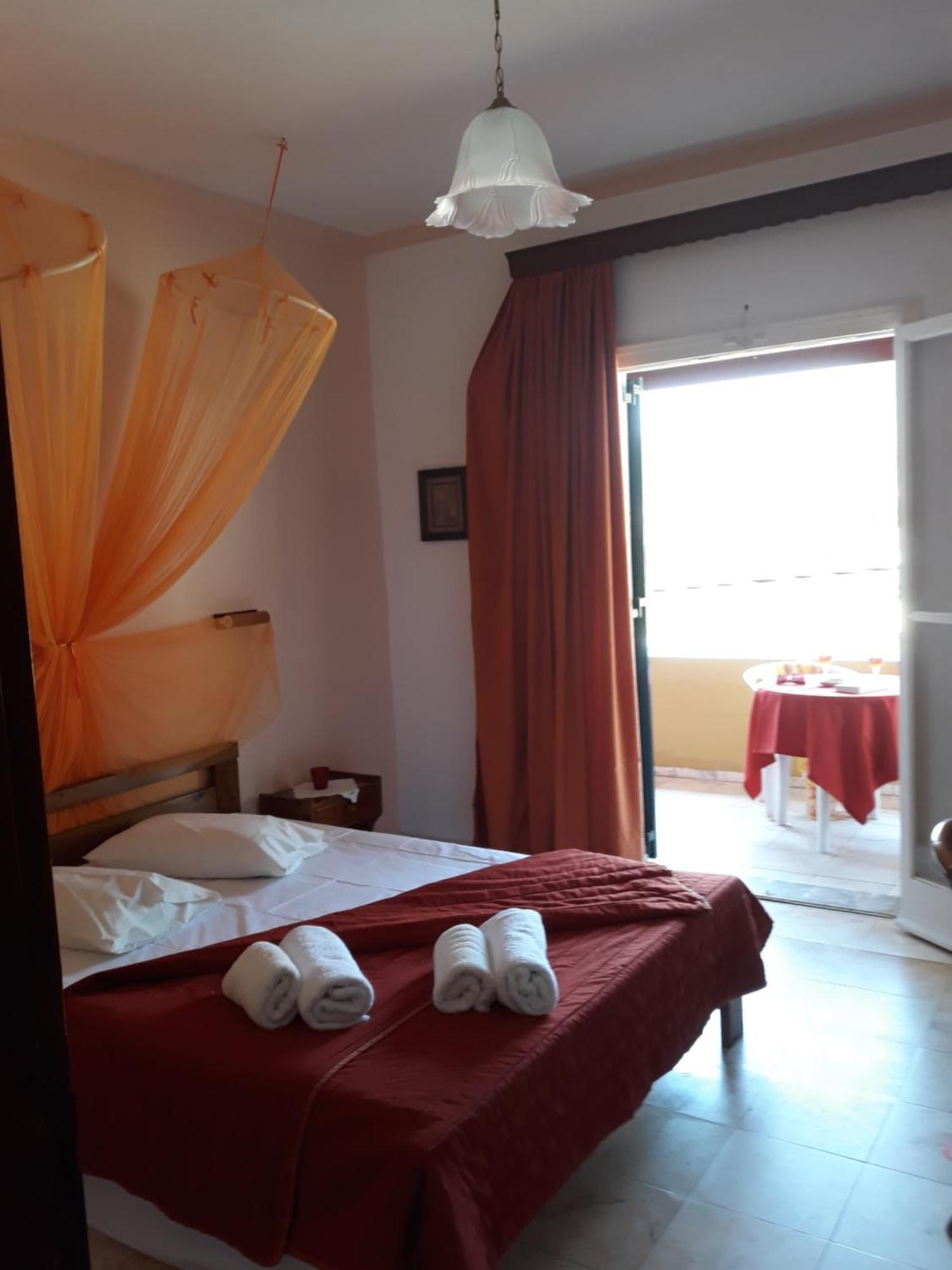 Margaritas' Rooms Agios Gordios  Exterior foto